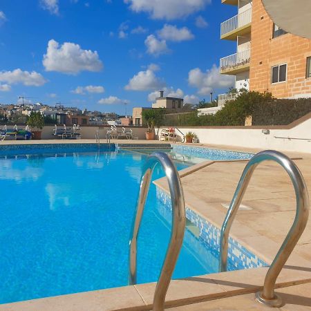 Spinola Court Apartment With Pool And Close To Beach St Julians Center Saint Julian's Exterior photo