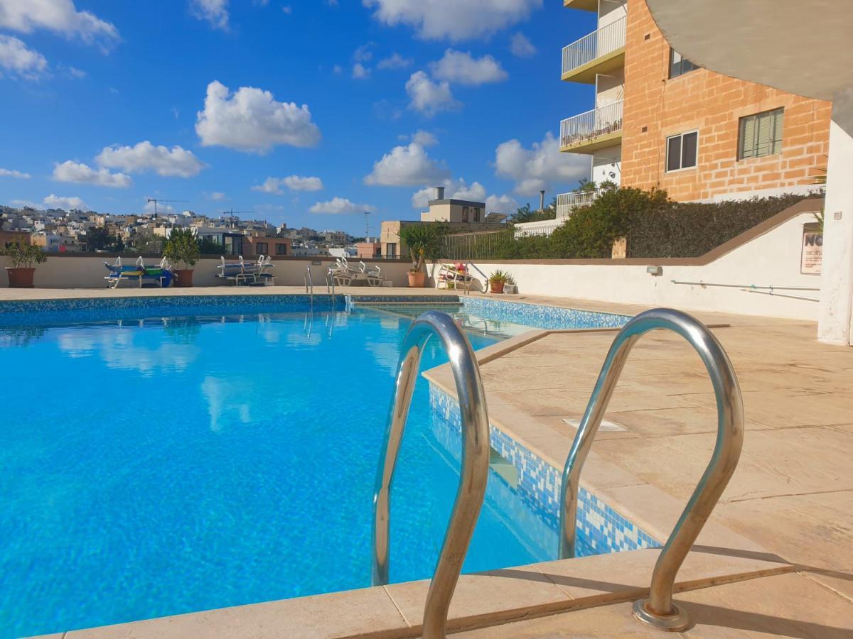 Spinola Court Apartment With Pool And Close To Beach St Julians Center Saint Julian's Exterior photo